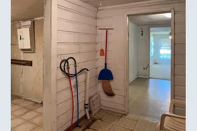 103 Avenue I, El Campo, TX 77437 - Photo 16