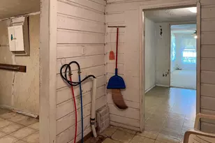 103 Ave I, El Campo, TX 77437 - Photo 16