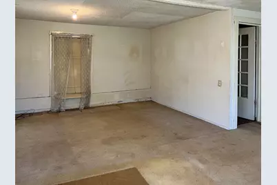103 Avenue I, El Campo, TX 77437 - Photo 10
