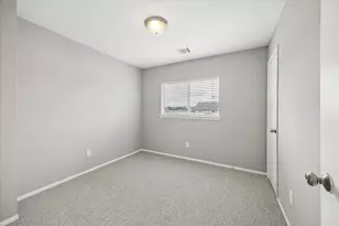 1609 Nichole Woods Dr, Houston, TX 77047 - Photo 4