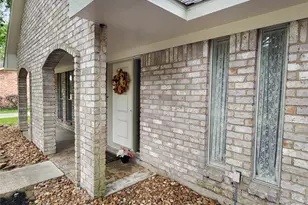 2182 Tree Ln, Houston, TX 77339 - Photo 4
