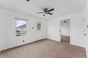 12833 E Conquistador Dr, Galveston, TX 77554 - Photo 22