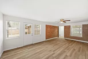 2409 Estate Dr, Deer Park, TX 77536 - Photo 18