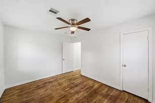 2409 Estate Dr, Deer Park, TX 77536 - Photo 12