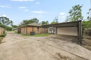 2409 Estate Dr, Deer Park, TX 77536 - Photo 28