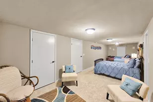 1301 N Monkhouse Dr, Crystal Beach, TX 77650 - Photo 26