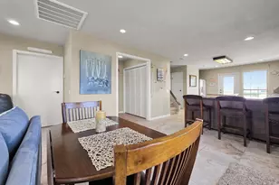 1301 N Monkhouse Dr, Crystal Beach, TX 77650 - Photo 14