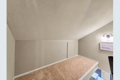 1301 N Monkhouse Drive, Crystal Beach, TX 77650 - Photo 22