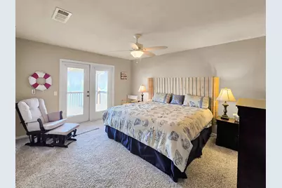 1301 N Monkhouse Drive, Crystal Beach, TX 77650 - Photo 30