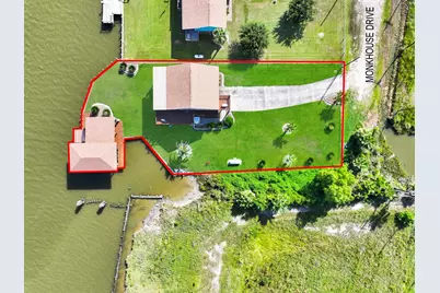 1301 N Monkhouse Drive, Crystal Beach, TX 77650 - Photo 4