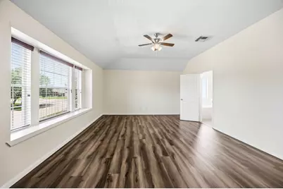 14015 Crossvale Lane, Houston, TX 77047 - Photo 12