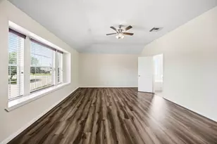 14015 Crossvale Ln, Houston, TX 77047 - Photo 12