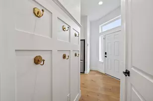 927 W 25th St, Houston, TX 77008 - Photo 6