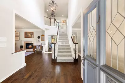 6 N Cochrans Green Circle, The Woodlands, TX 77381 - Photo 4