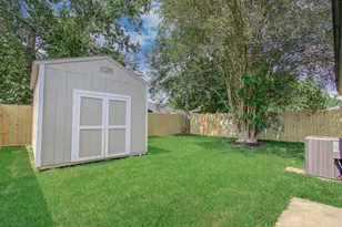 17014 Pastoria Dr, Houston, TX 77083 - Photo 18