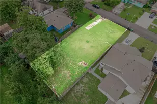 225 Hyta St, Houston, TX 77018 - Photo 1