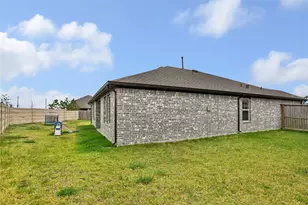 427 Blanco Ln, Dayton, TX 77535 - Photo 28