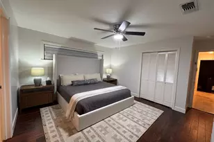 9911 Cedarhurst Dr, Houston, TX 77096 - Photo 16