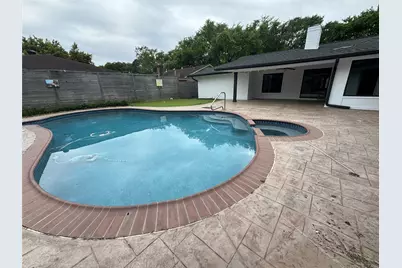 9911 Cedarhurst Drive, Houston, TX 77096 - Photo 2