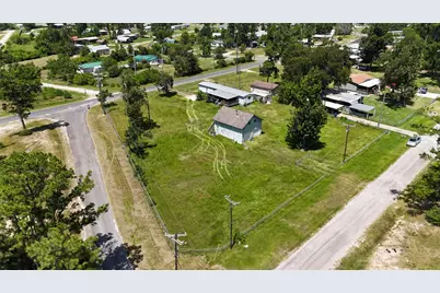 137 White Oak, Onalaska, TX 77360 - Photo 2