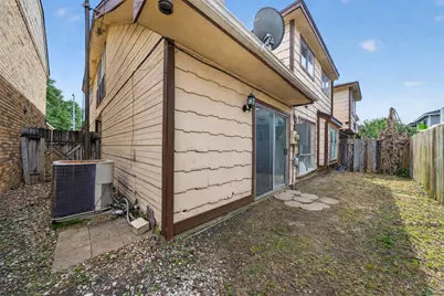 6426 Old Chatham Lane, Houston, TX 77035 - Photo 48