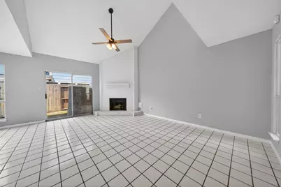 6426 Old Chatham Lane, Houston, TX 77035 - Photo 8
