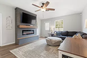 122 Easton Glen Ln, Dickinson, TX 77539 - Photo 4