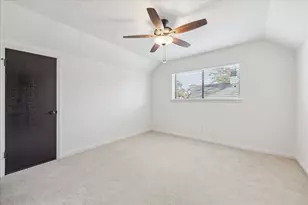 10219 Barwood Dr, Houston, TX 77043 - Photo 26