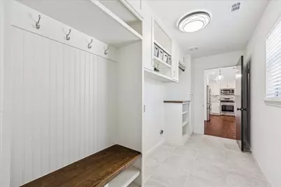 10219 Barwood Drive, Houston, TX 77043 - Photo 18