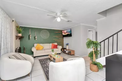 5837 Sunforest Drive, Houston, TX 77092 - Photo 2