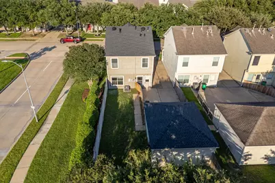 9631 Coyote Creek Drive, Houston, TX 77095 - Photo 2