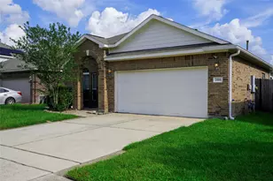 2919 Silverchase Meadows Dr, Houston, TX 77014 - Photo 2