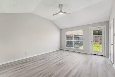 2210 Trail West Street, Sugar Land, TX 77478 - Photo 14