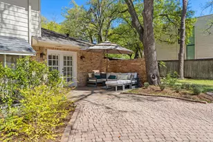 11739 Wood Ln, Houston, TX 77024 - Photo 44