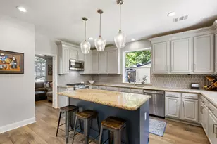 98 W Night Heron Pl, The Woodlands, TX 77382 - Photo 14