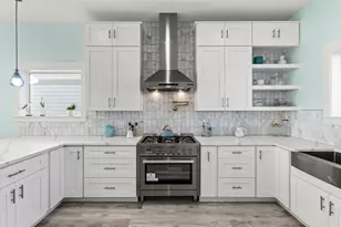 9417 Vista Bella, Galveston, TX 77554 - Photo 16