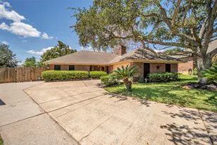 7093 Whispering Wind Dr, Willis, TX 77318 - Photo 8