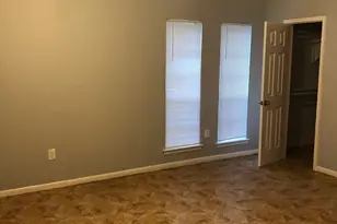10510 Kiber Dr, Houston, TX 77031 - Photo 2