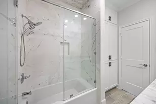 310 Wilcrest Dr, Houston, TX 77042 - Photo 22