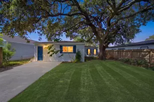 417 13th Ave N, Texas City, TX 77590 - Photo 2