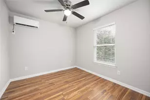 2816 Woodard St, Houston, TX 77026 - Photo 10