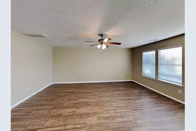 5446 Aloe Avenue, Baytown, TX 77521 - Photo 8