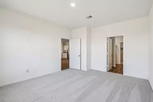 3326 Nautical Mile Dr, Dickinson, TX 77539 - Photo 8