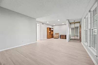 2212 Shadowdale Drive #358, Houston, TX 77043 - Photo 6