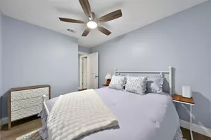 3700 83rd St, Galveston, TX 77554 - Photo 32