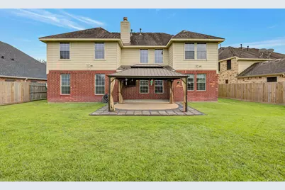 1745 N Meridian Greens Drive, Dickinson, TX 77539 - Photo 26