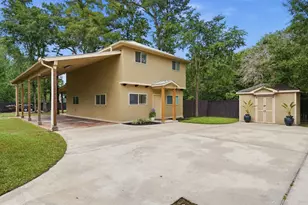 1680 Beech Dr, Conroe, TX 77385 - Photo 32