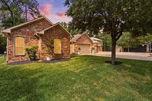 1680 Beech Dr, Conroe, TX 77385 - Photo 1