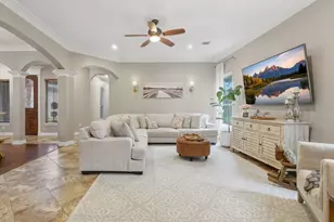 1680 Beech Dr, Conroe, TX 77385 - Photo 2
