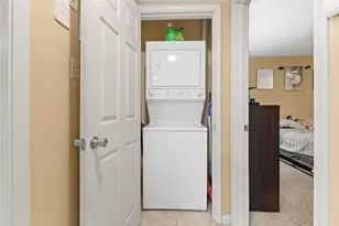 904 University Oaks Blvd, College Station, TX 77840 - Photo 12